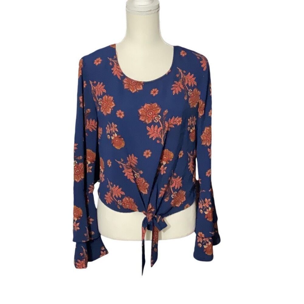 Self E Blue Floral Long Bell Sleeve Blouse Waist Tie Size Medium